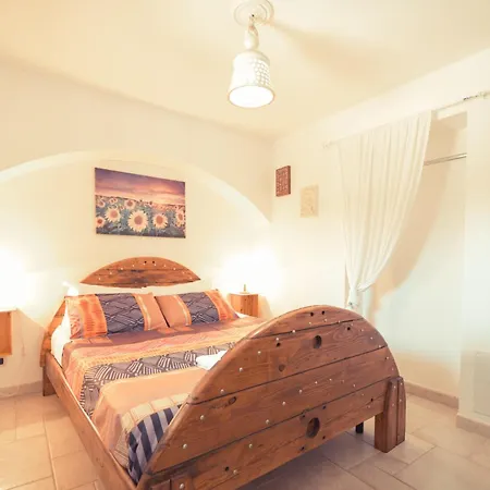 I Trulli Di Badi 로코로톤도