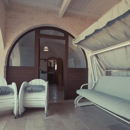 בית כפרי I Trulli Di Badi לוקורוטונדו