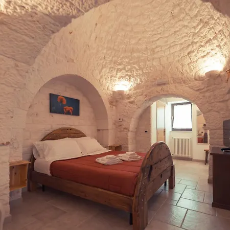 I Trulli Di Badi בית כפרי *