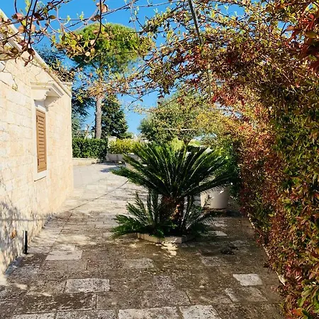 I Trulli Di Badi בית כפרי *
